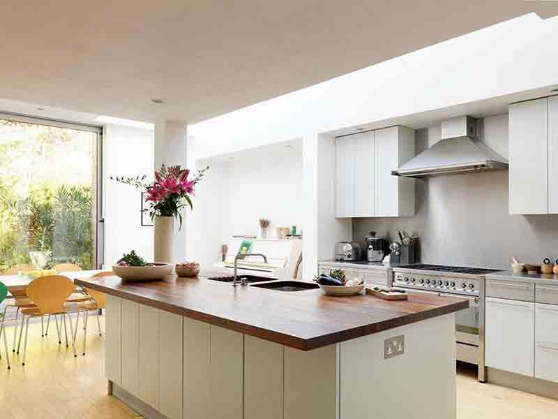  廚房燈壞了怎么換，普通吸頂式和扣板式的廚房燈更換方式可不同哦